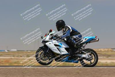 media/Jul-22-2022-TrackDaz (Fri) [[ca4971259a]]/Group B/130pm (Wheelie Bump)/